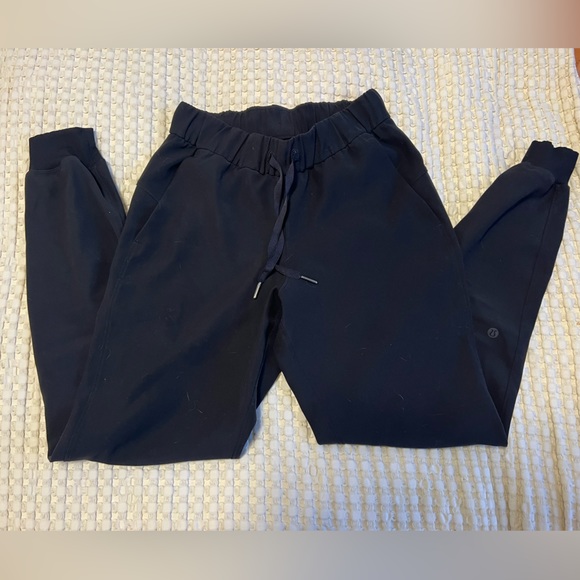 Lululemon joggers - Picture 1 of 1